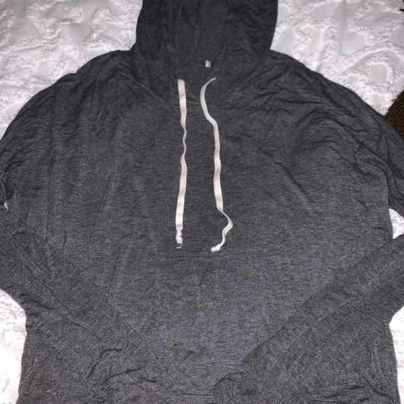 Pullover - Picture 2 of 3